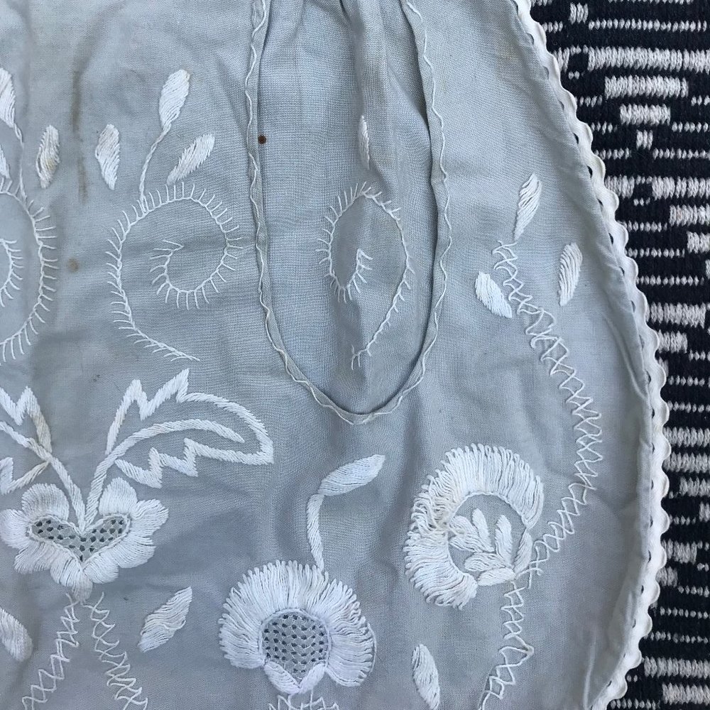 Handmade small Apron - Picture 9 of 13